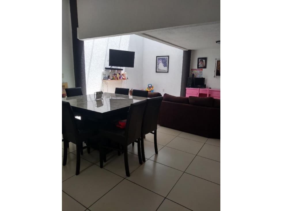 Venta de Casa Sola en Jardines de la Hacienda I — foto 1
