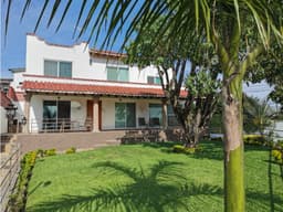Venta de Casa Sola en Burgos