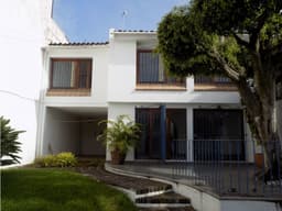Venta de Casa Sola en Fracc. en San Jeronimo