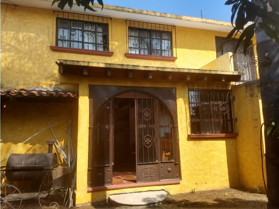 Venta de Casa Sola en Jardines de Ahuatlan — foto 1