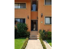 Venta de Casa Sola en Fraccionamiento Joyas de Cortes