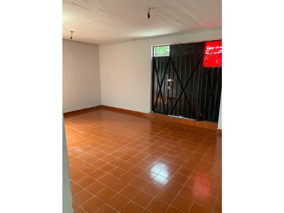 Venta de Casa Sola en Ampliacion Bugambilias — foto 2