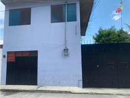 Venta de Casa Sola en Ampliacion Bugambilias