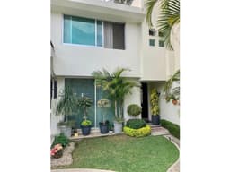 Venta de Casa Sola en Fracc Compositores