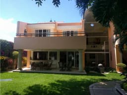 Venta de Casa Sola en Palmira Tinguindin