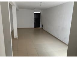 Venta o Renta de Casa Sola en Civac