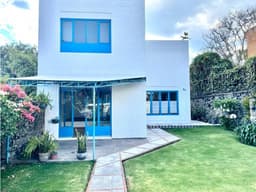 Renta de Casa Sola en Santa Maria Ahuacatitlan