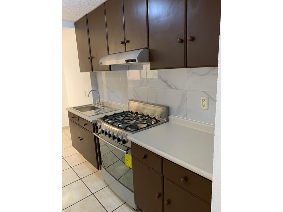 Renta de Departamento en Calzada de los Reyes — foto 2