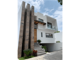 Venta de Casa Sola en Vista Hermosa