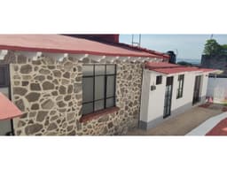 Venta de Casa Sola en la Colonia El Miraval