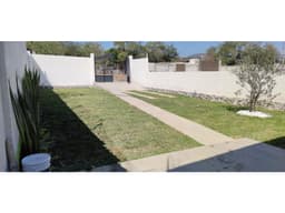 Venta de Casa Sola en Otilio Montaño