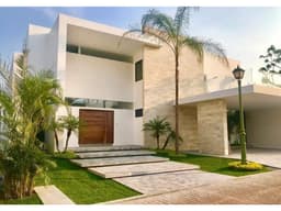 Venta de Casa Sola en Fracc. Vista Hermosa