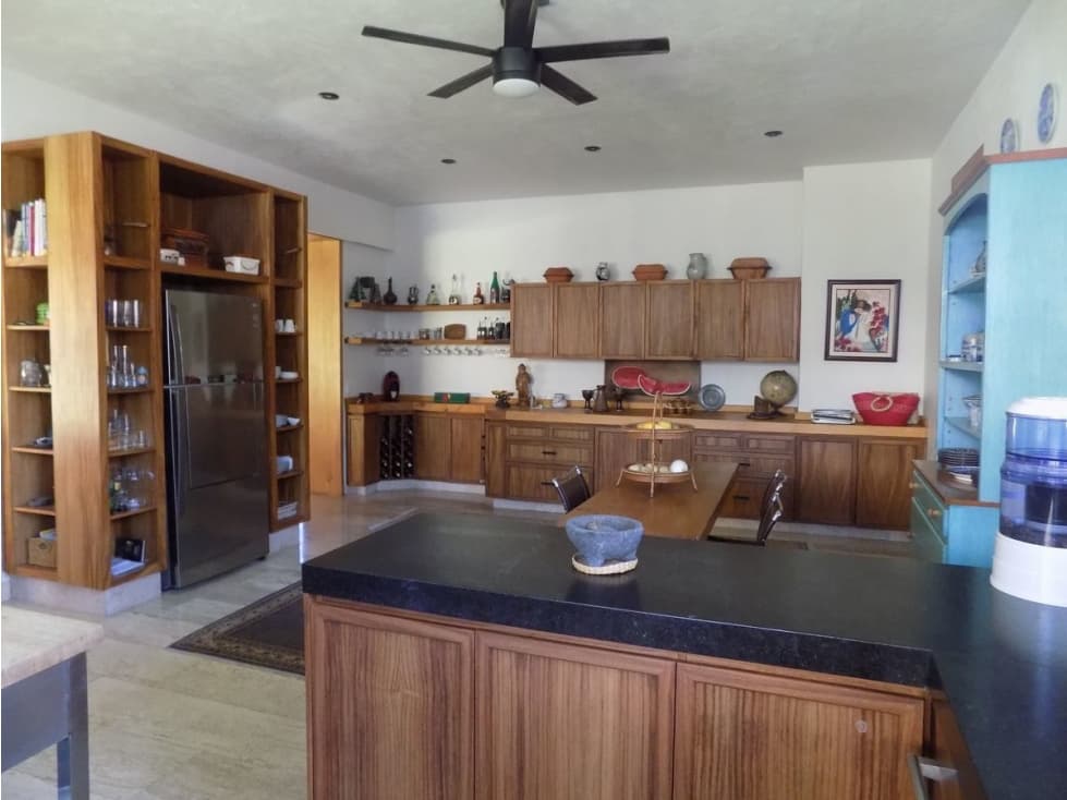Venta de Casa Sola en Residencial Las Quintas — foto 6