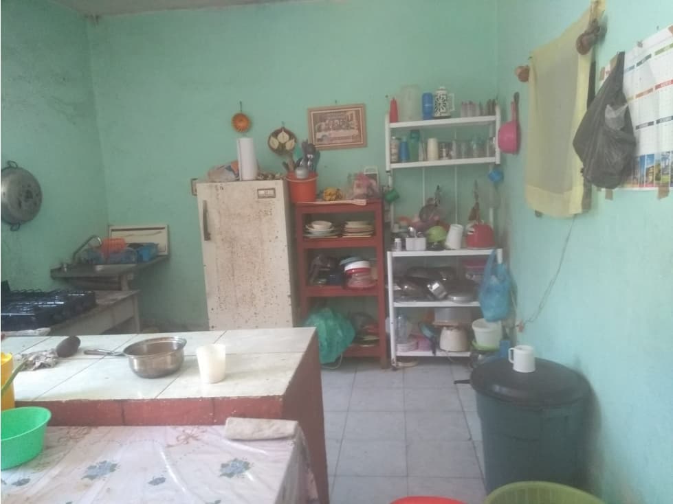 Venta de Casa Sola en La Colonia Azteca — foto 6