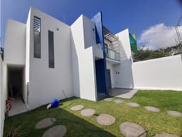 Venta de Casa Sola en la Colonia Miguel Hidalgo