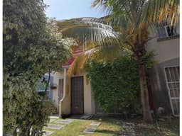 Venta de Casa Sola en Fracc. Paseos del Rio