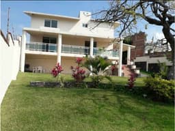 Venta de Casa Sola en La Colonia 3 de Mayo
