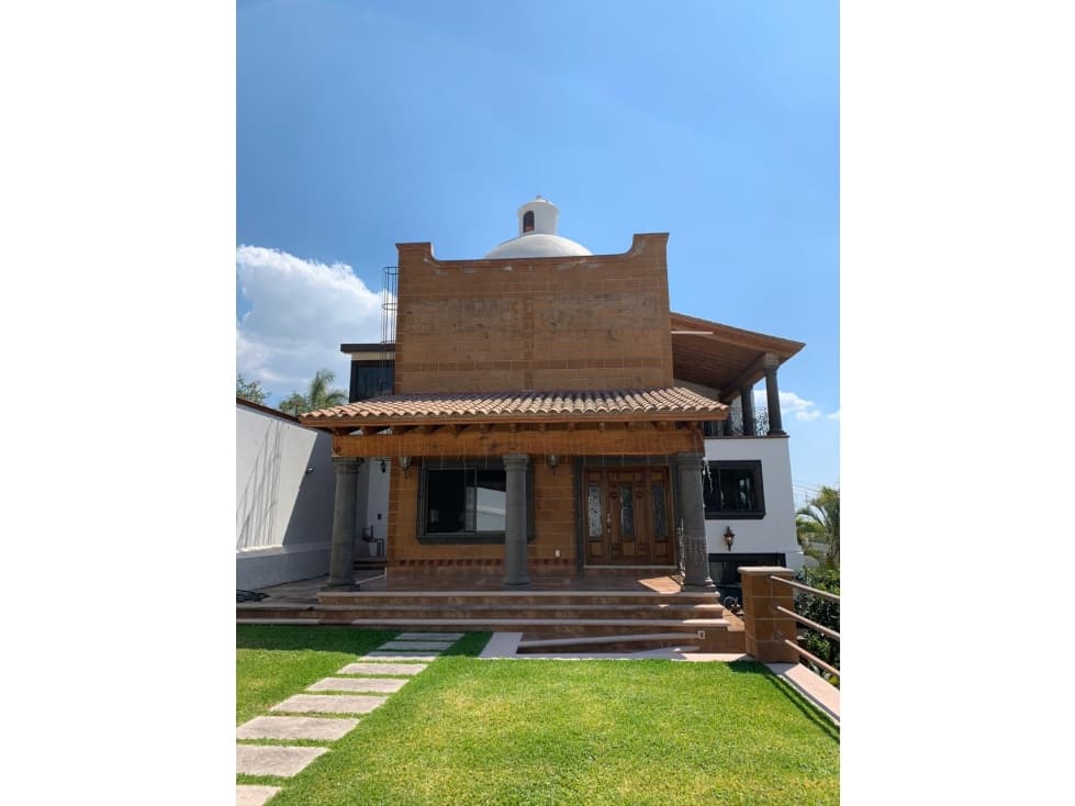 Venta de Casa Sola en Burgos Bugambilias — foto 1