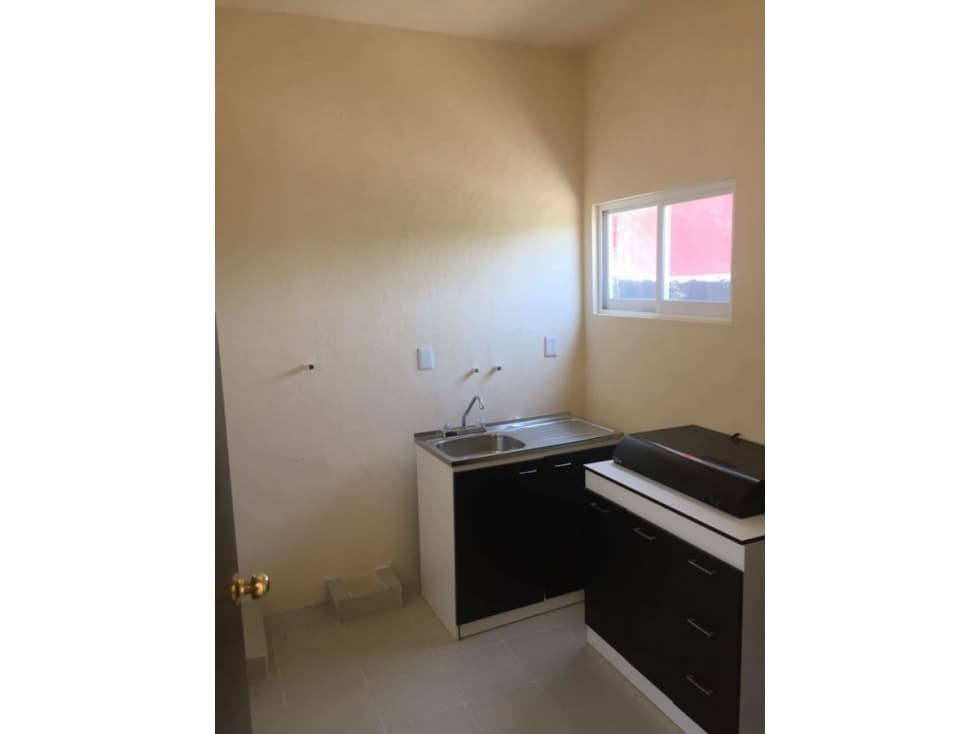 Venta de Casa Sola en Lomas de Cortes — foto 4