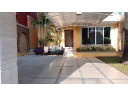 Venta de Casa Sola en La Colonia Zodiaco