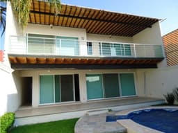 Venta de Casa Sola en Lomas de la Selva