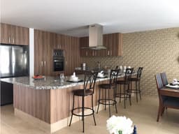 CASA EN VENTA DESDE $2,550,000 CON ALBERCA EN JURIQUILLA
