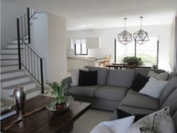 CASA EN VENTA $3,252,745 CON SALA DE TV Y TERRENO EXCEDENTE,EL CONDADO