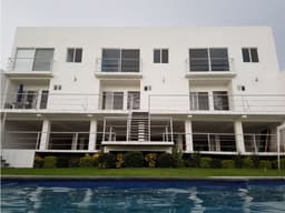 PRECIOSA CASA EN CONDOMINIO EN BURGOS, CUERNAVACA