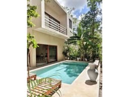 LUJOSA CASA EN HOLISTIKA, TULUM