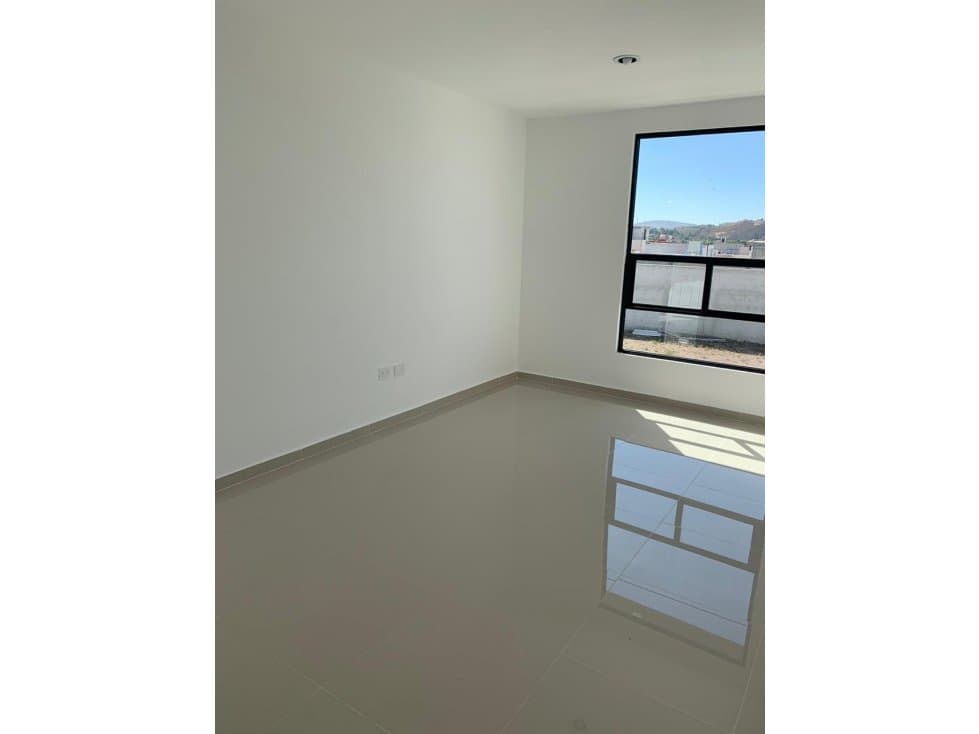 SE VENDE CASA EN PASEOS DE LA CONCEPCIÓN (IV) — foto 3