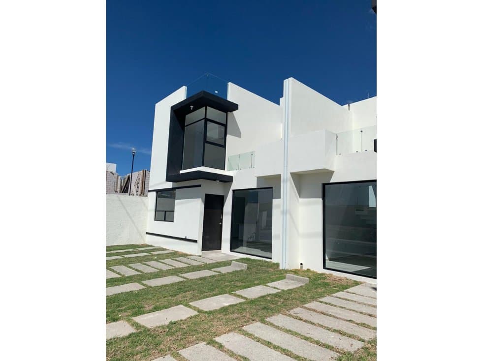 SE VENDE CASA EN PASEOS DE LA CONCEPCIÓN (IV) — foto 2