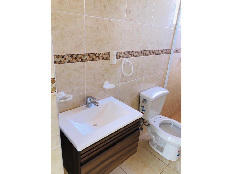 CASA EN VENTA REAL DE JOYAS (ESMERALDA 2N) — foto 5