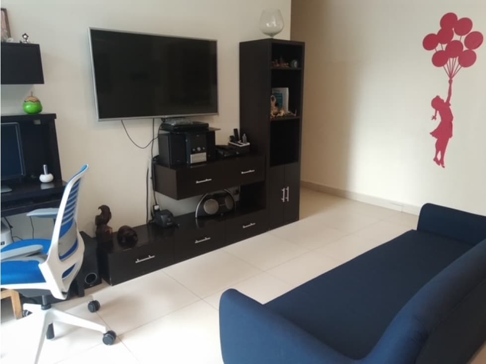VENTA DE HERMOSO DEPARTAMENTO EN NARVARTE — foto 3