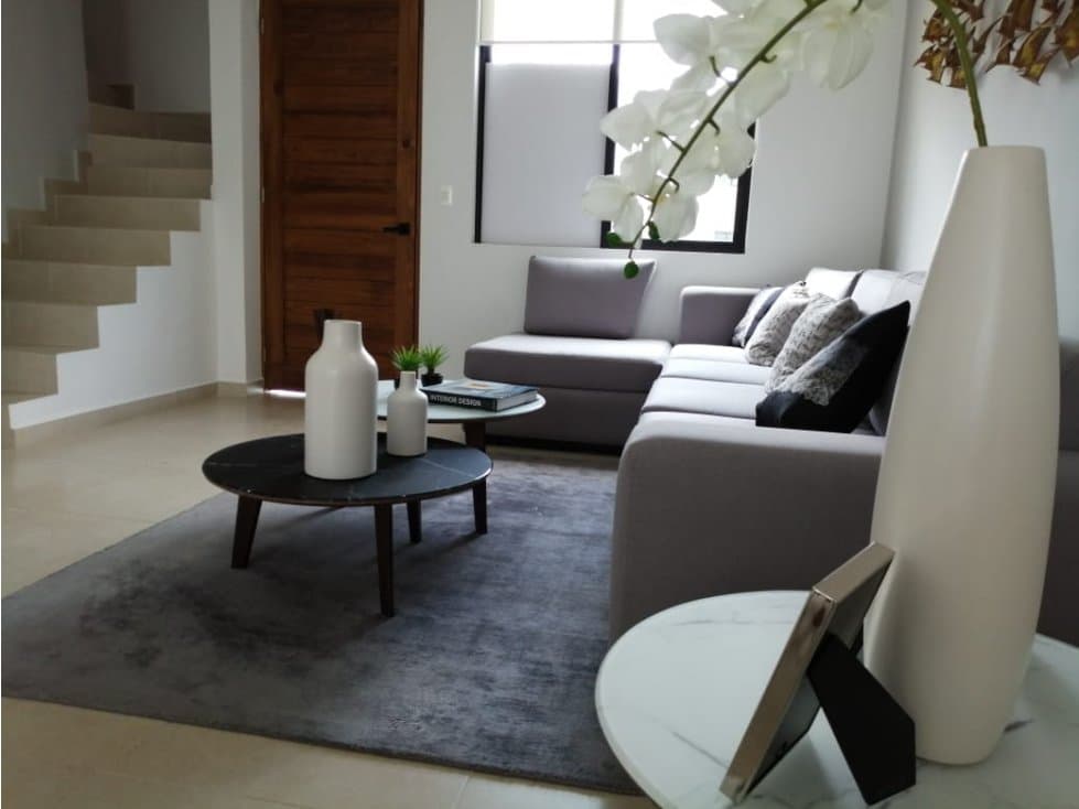 Casa de 3 niveles en privada con alberca — foto 2