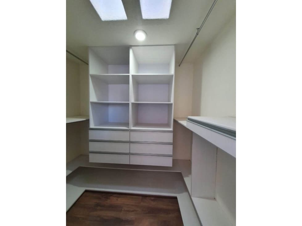EXCELENTE CASA EN PRECIO Y UBICACIÓN ALTOZANO — foto 4