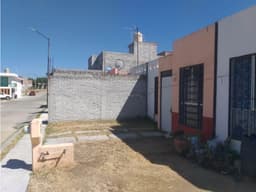 SE VENDE CASA EN SALIDA A CHARO HUERTOS DE ATAPANEO
