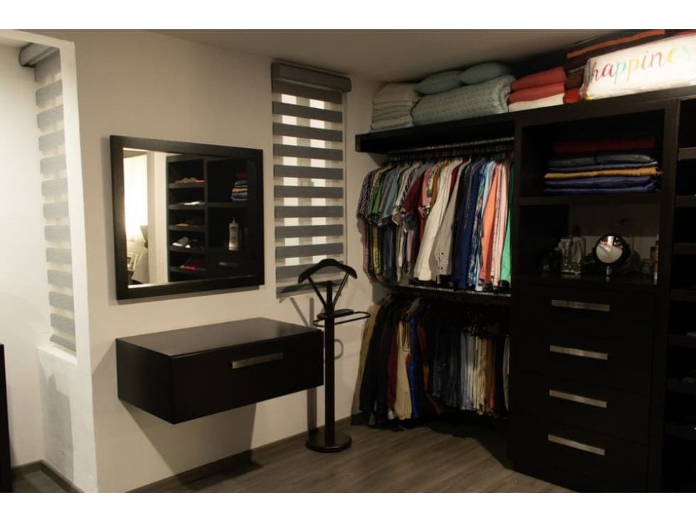CASA EN VENTA EN BOSQUES CAMELINAS — foto 2