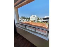 EXCELENTE CASA EN PRECIO Y UBICACIÓN ALTOZANO