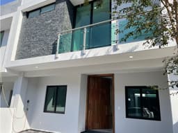 Casa 24-B Acabados de lujo en LA CIMA de Zapopan