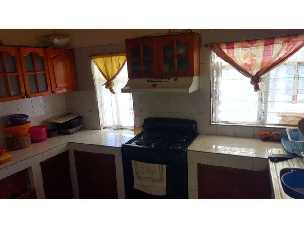 LAS FLORES VENDO CASA 4 RECAMARAS — foto 3