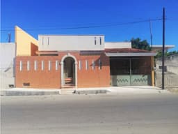 CASA DE UN PISO A PASOS DEL MALECÓN DE PROGRESO