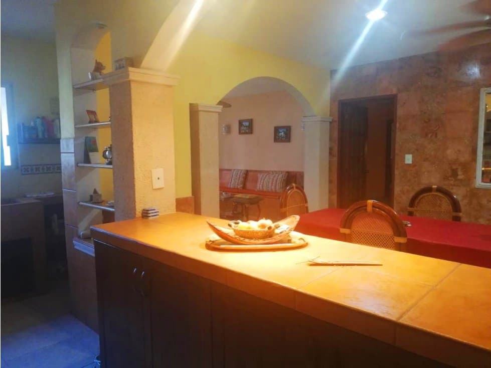 CASA A DOS CUADRAS DEL MALECÓN DE PROGRESO — foto 5