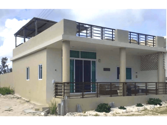 CASA DE UNA PLANTA CON VISTA AL MAR DE CHELEM