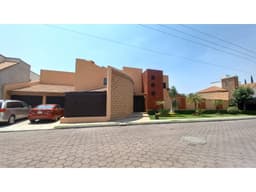 Residencia en Venta Fracc. El Campanario Cholula