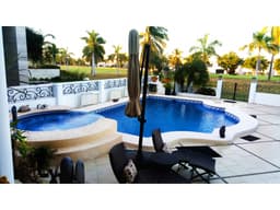 CASA EN VENTA EN MAZATLÁN DE 4 RECÁMARAS EN EL CID