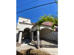 Casa en venta en Mazatlán, en Fracc. El Toreo, 3 recámaras