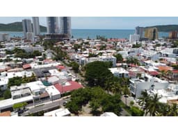 CASA EN VENTA EN MAZATLAN FRACC GAVIOTAS CERCA PLAYA