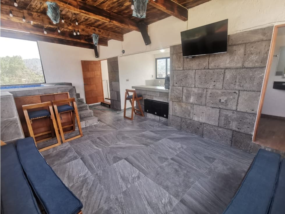 BONITO DEPARTAMENTO EN EL CENTRO DE VALLE DE BRAVO — foto 1