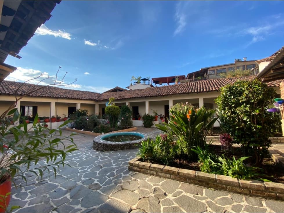 CASA EN VENTA PARA HOTEL BOUTIQUE, VALLE DE BRAVO — foto 2