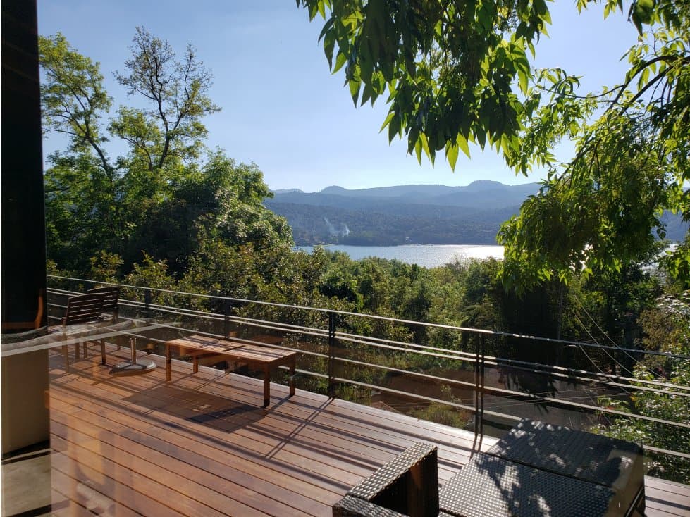 CASA EN VENTA, CON VISTA AL LAGO DE VALLE — foto 1